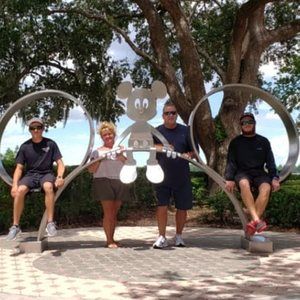 Meet your Posher, Renee